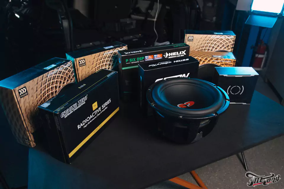 Заменили на BMW X7 Bowers & Wilkins: выполнили комплексную шумоизоляцию салона и построили новую акустическую систему!